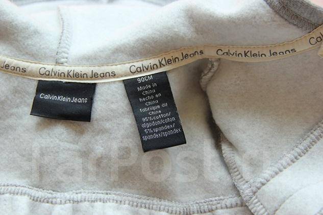 Пальто тепленькое на осень Calvin Klein р.90. Пальто тепленькое на осень Calvin Klein р.90.