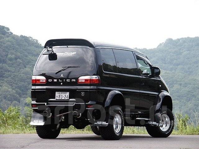 mitsubishi delica 
