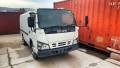 Isuzu Elf. Isuzu ELF автофургон, 3 000 куб. см., 2 000 кг.