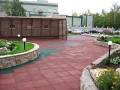 Плитки резиновые.