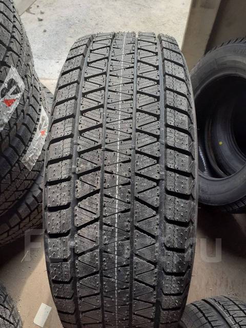 Bridgestone Blizzak DM V3 265 65R17 17 1 шт в наличии 265 мм 65