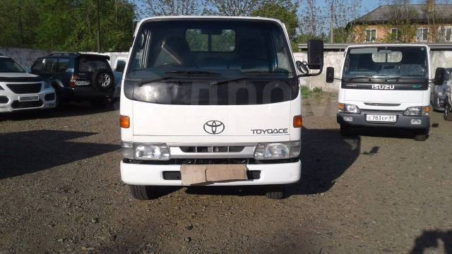 Toyota toyoace бортовой