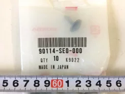������� � ������ 4,8x19mm ������ 90114-SE0-000 90114-SE0-000 Honda 90114SE0000 ����