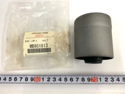 ����������� Mitsubishi MB951813 MB951813 (9077) Mitsubishi MB951813 ����