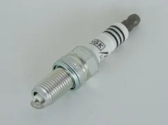 ����� ��������� NGK 5175 NGK DCPR7EIX-P DCPR7EIXP ����