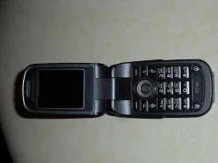 Sony Ericsson Z710i. �/� ����