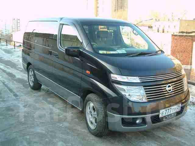 Nissan Elgrand 2003