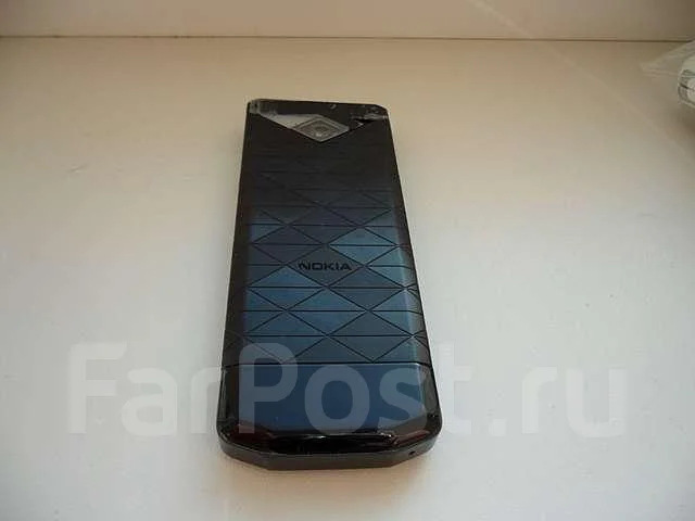 Nokia 7900 Crystal Prism. �/� ����