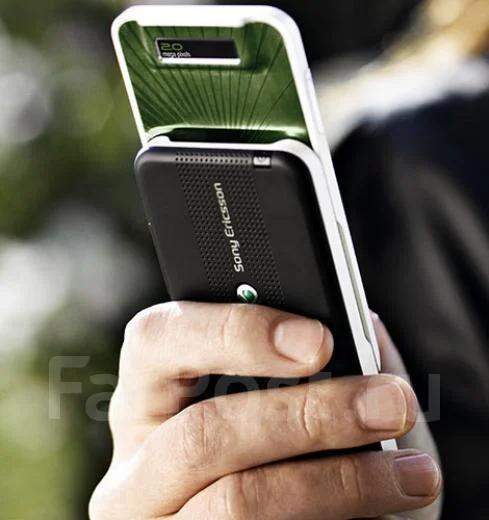 Sony Ericsson S500i. ����� ����