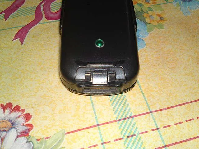 Sony Ericsson Z710i. �/� ����