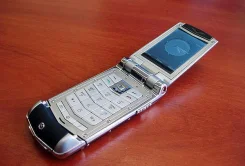 Vertu Constellation Ayxta. �����