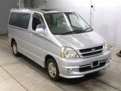 Toyota Touring Hiace ����