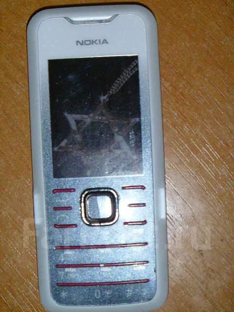 Nokia 7210 Supernova. �/� ����