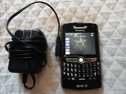 BlackBerry Curve 8530. �/�