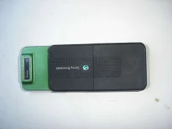 Sony Ericsson S500i. �/�