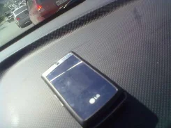 LG KF300. �/� ����