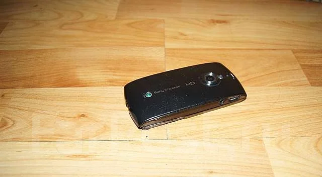 Sony Ericsson Vivaz pro. �/� ����