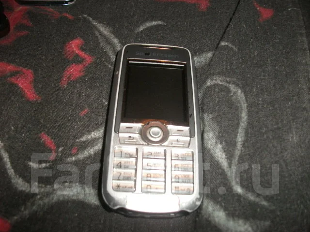 Sony Ericsson T700. �/� ����