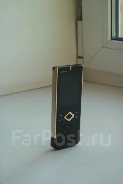 Nokia 7900 Crystal Prism. �/� ����