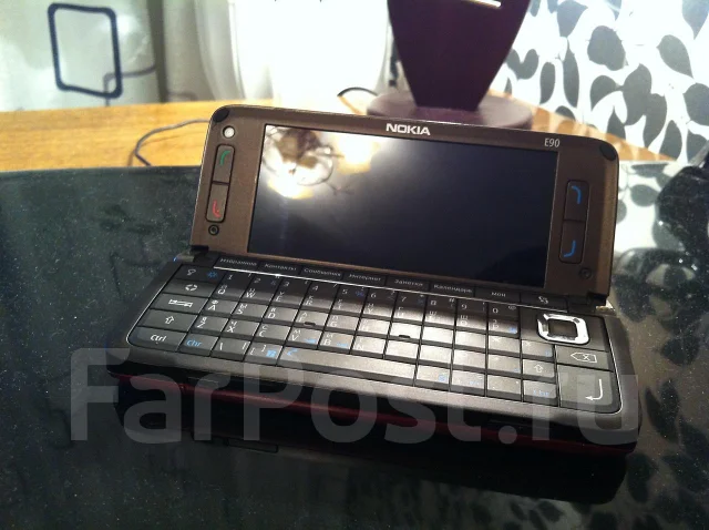 Nokia E90. �/� ����