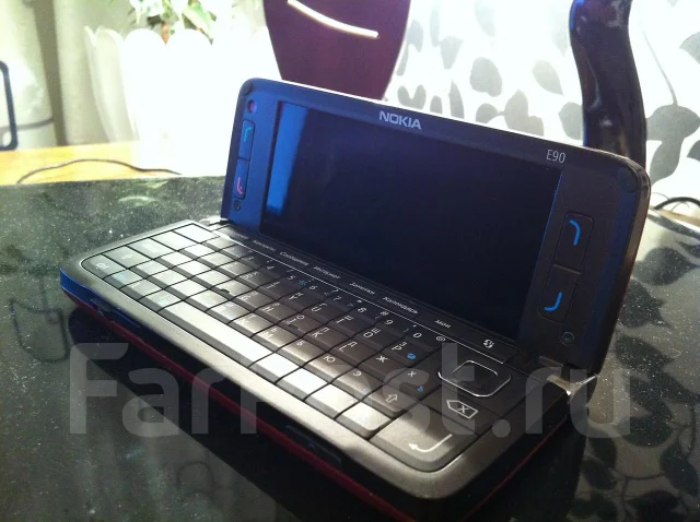 Nokia E90. �/� ����