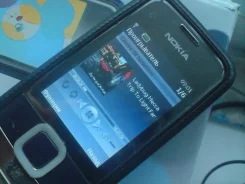 Nokia 7310 Supernova. �/�
