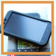 Motorola Defy. ����� ����