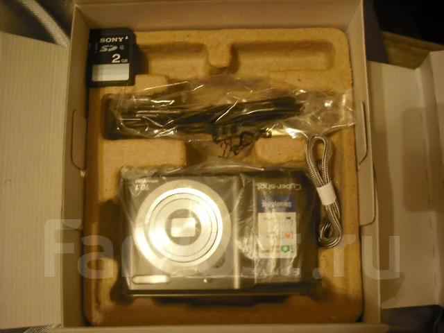 Sony Cyber-shot DSC-S2000. 10 - 14.9 ��, ���: 3� ����