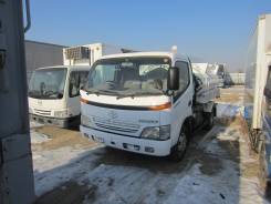 Toyota Toyoace. Продаётся бензовоз, 4 900 куб. см., 4,00 куб. м.
