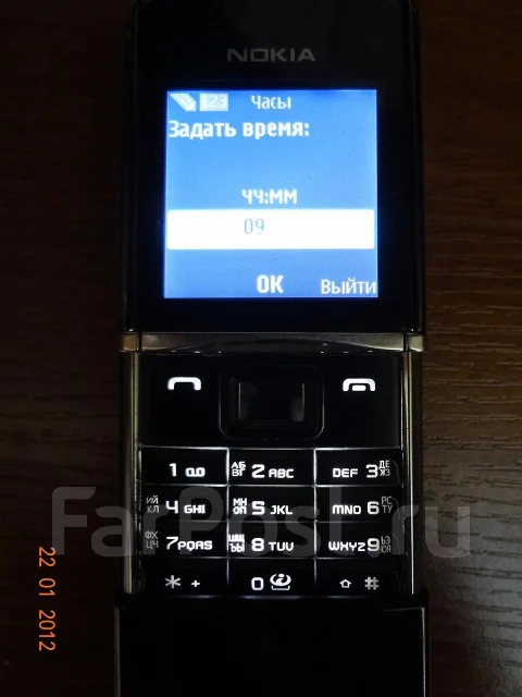 Nokia 8800 Sirocco Edition. �/� ����