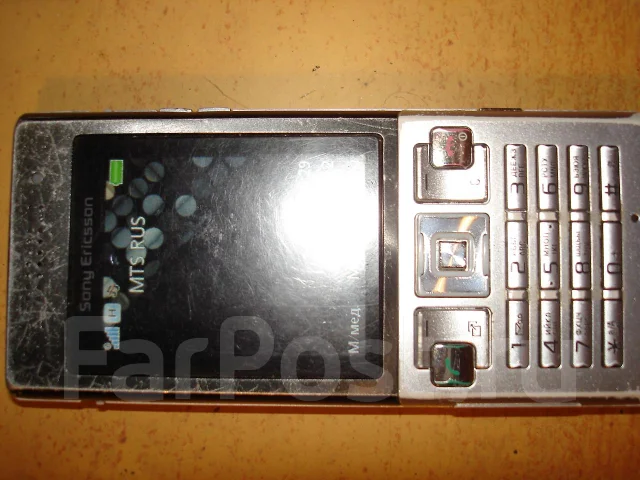 Sony Ericsson T700. �/� ����