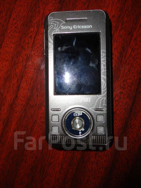 Sony Ericsson S500i. �/� ����