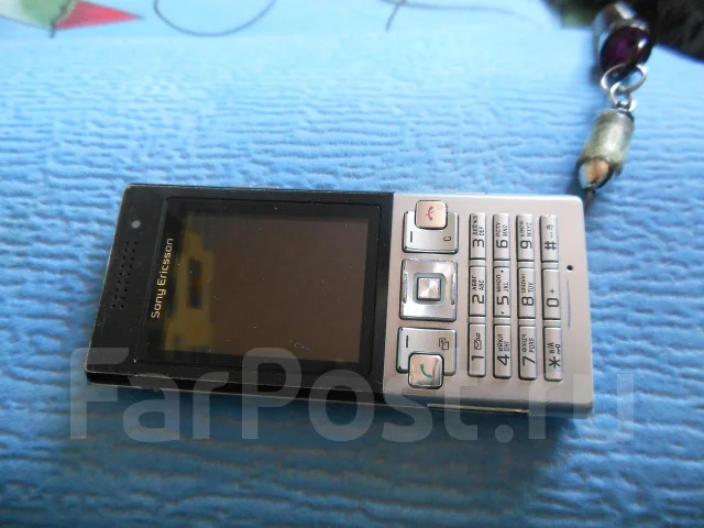 Sony Ericsson T700. �/� ����