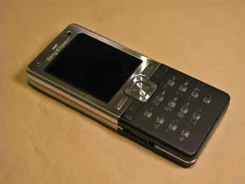 Sony Ericsson T650i. ����� ����