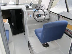 Nissan. 1994 ���, ����� 7,3��., ��������� ���������, 200��.�., ������ ����
