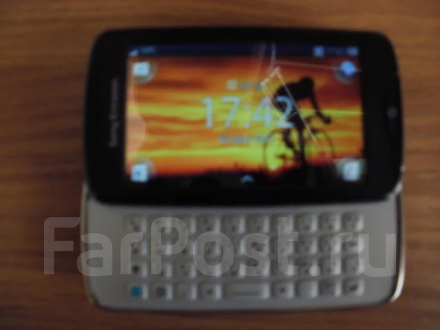 Sony Ericsson txt pro. �/� ����