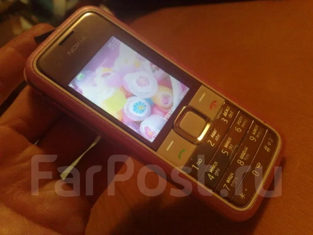 Nokia 7210 Supernova. �/� ����