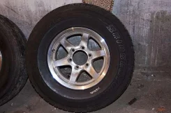 Roner. x15", 6x139.7 ����