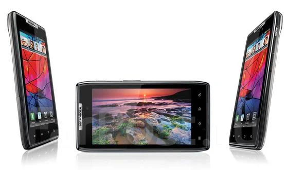 Motorola RAZR XT910. ����� ����