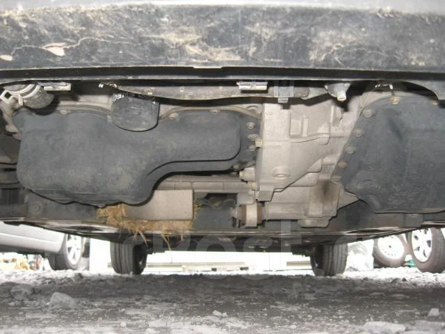 Mazda Verisa. DC5W, ZY ����