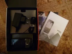 Nokia E66. �/�