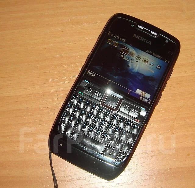 Nokia E71. �/� ����