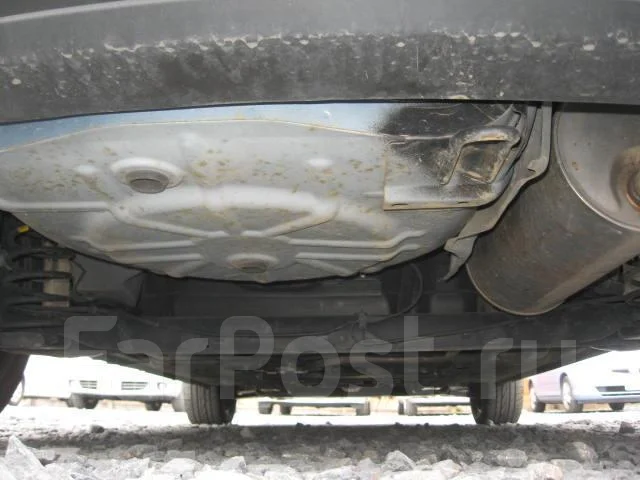 Mazda Verisa. DC5W, ZY ����