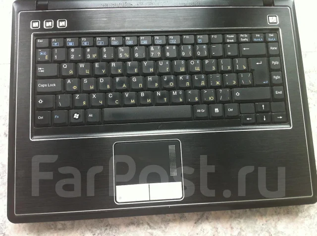 Roverbook Pro P435. 2����, ��� 2048 ��, ���� 320���, WiFi: 1, Bluetooth: 1, ����������� �� 2��. ����