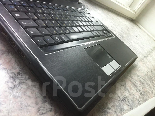 Roverbook Pro P435. 2����, ��� 2048 ��, ���� 320���, WiFi: 1, Bluetooth: 1, ����������� �� 2��. ����