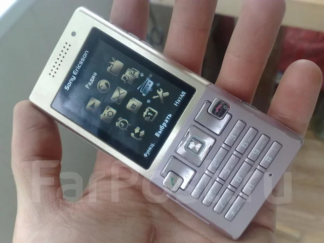 Sony Ericsson T700. �/� ����