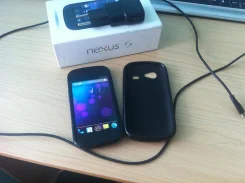 Samsung Nexus S. �/� ����