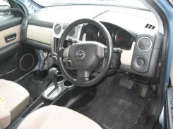 Mazda Verisa. DC5W, ZY ����