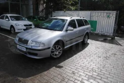 Skoda Octavia. ��������, 4wd, 1.8, ������