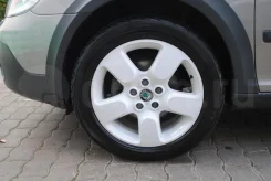 Skoda Octavia. ��������, 4wd, 2.0, ������